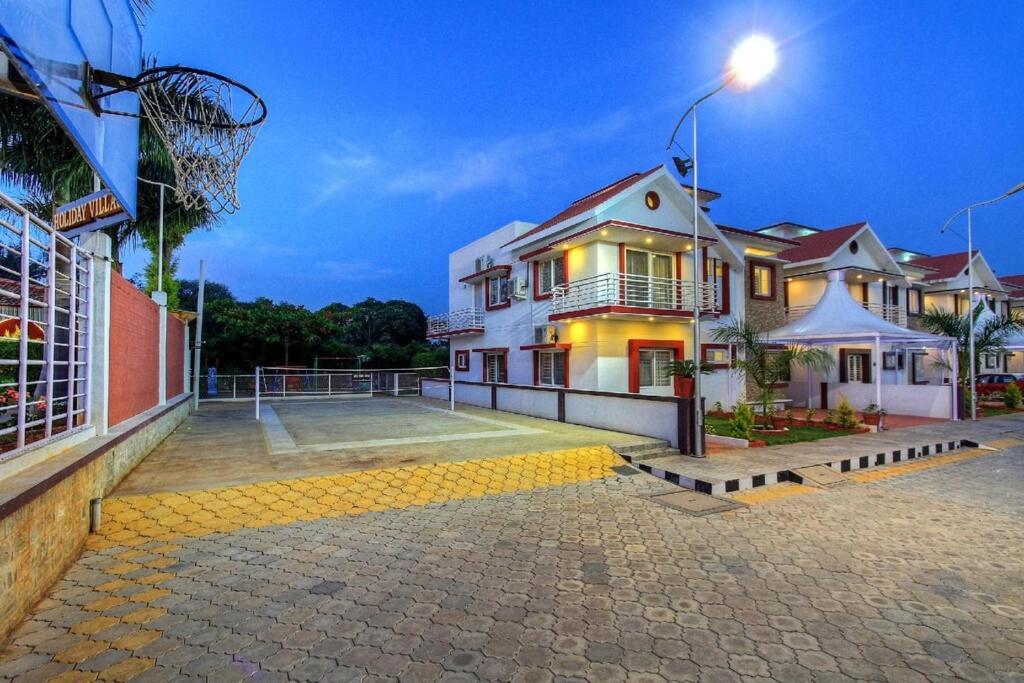 Heritage Shelters Resort Mysore Exteriör bild